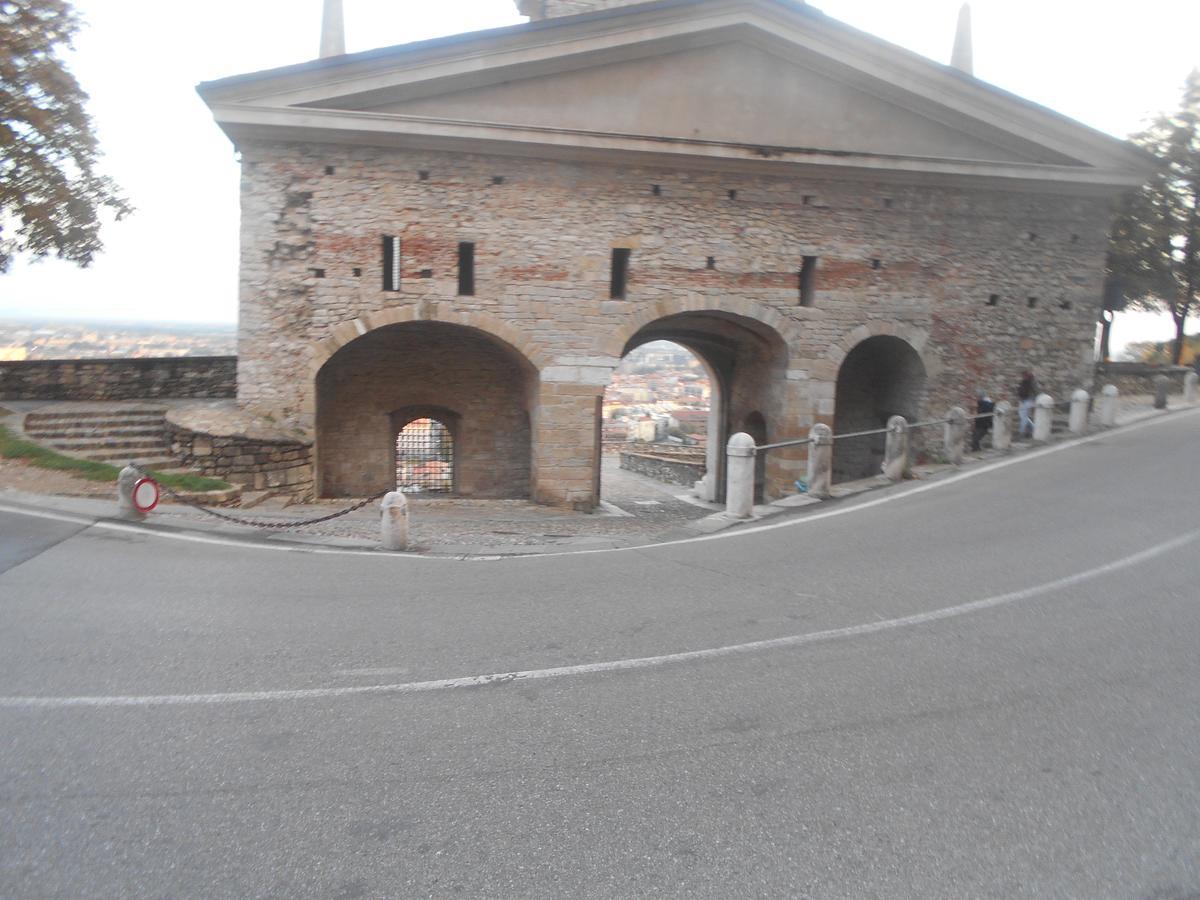 La Maison Des Artistes Bergamo Eksteriør billede