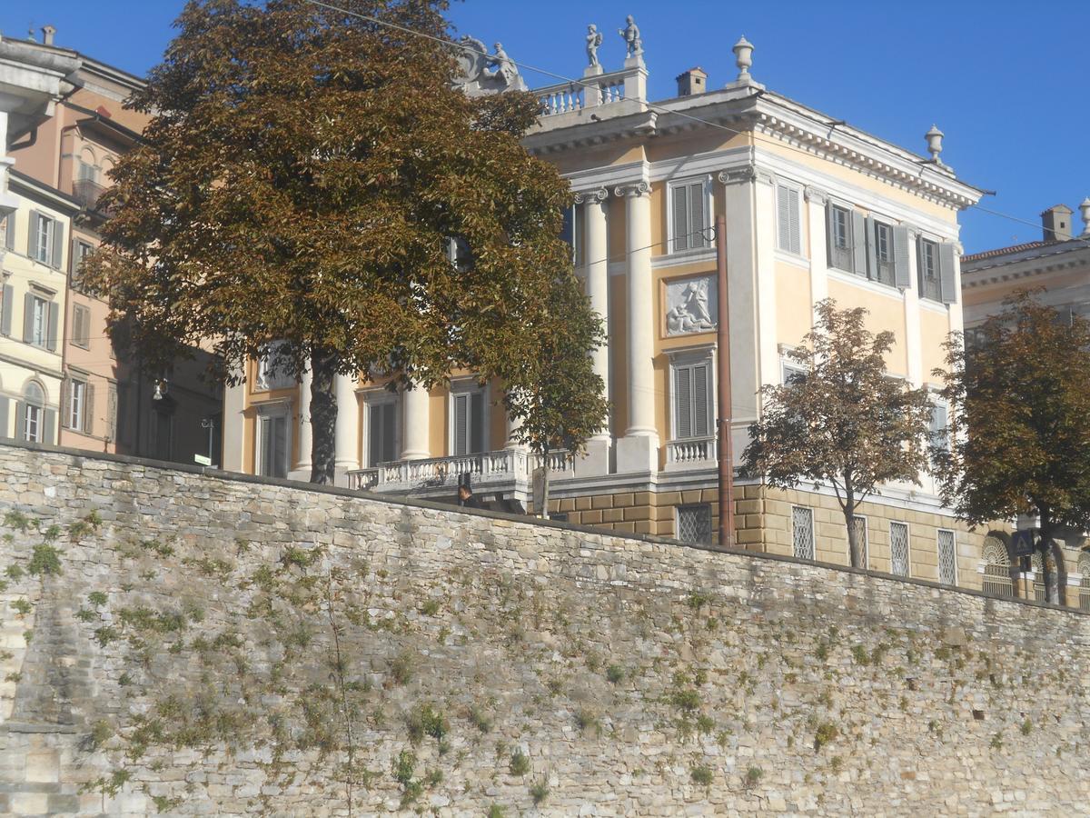 La Maison Des Artistes Bergamo Eksteriør billede