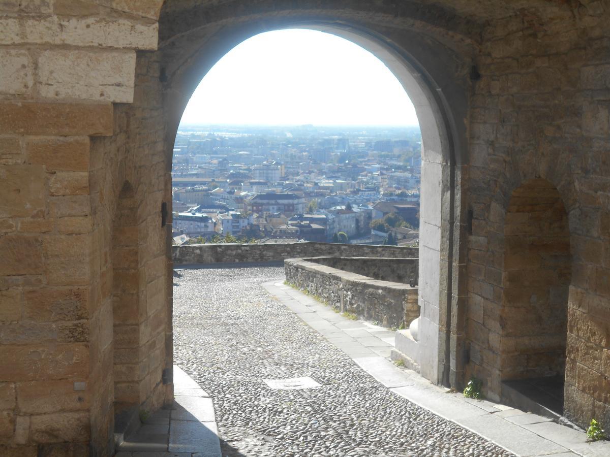 La Maison Des Artistes Bergamo Eksteriør billede