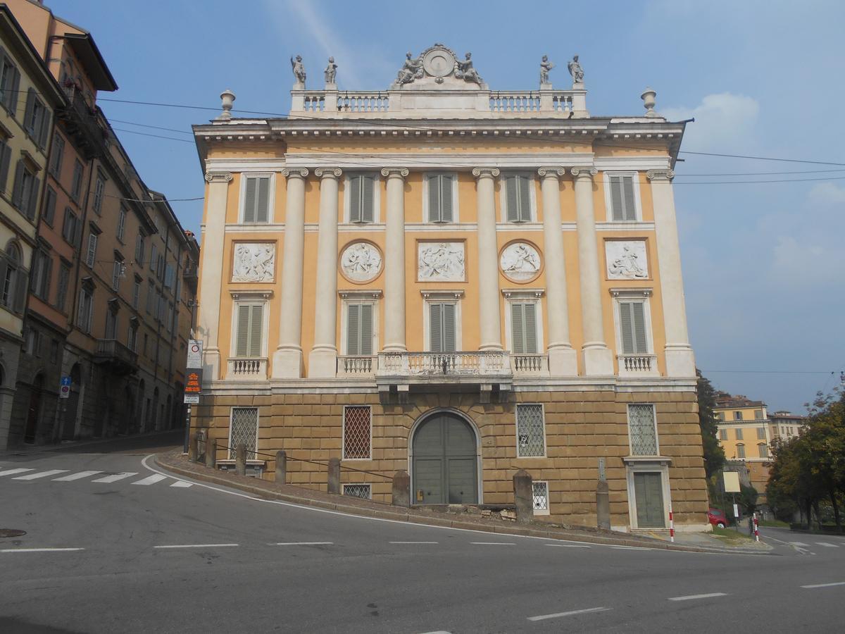 La Maison Des Artistes Bergamo Eksteriør billede